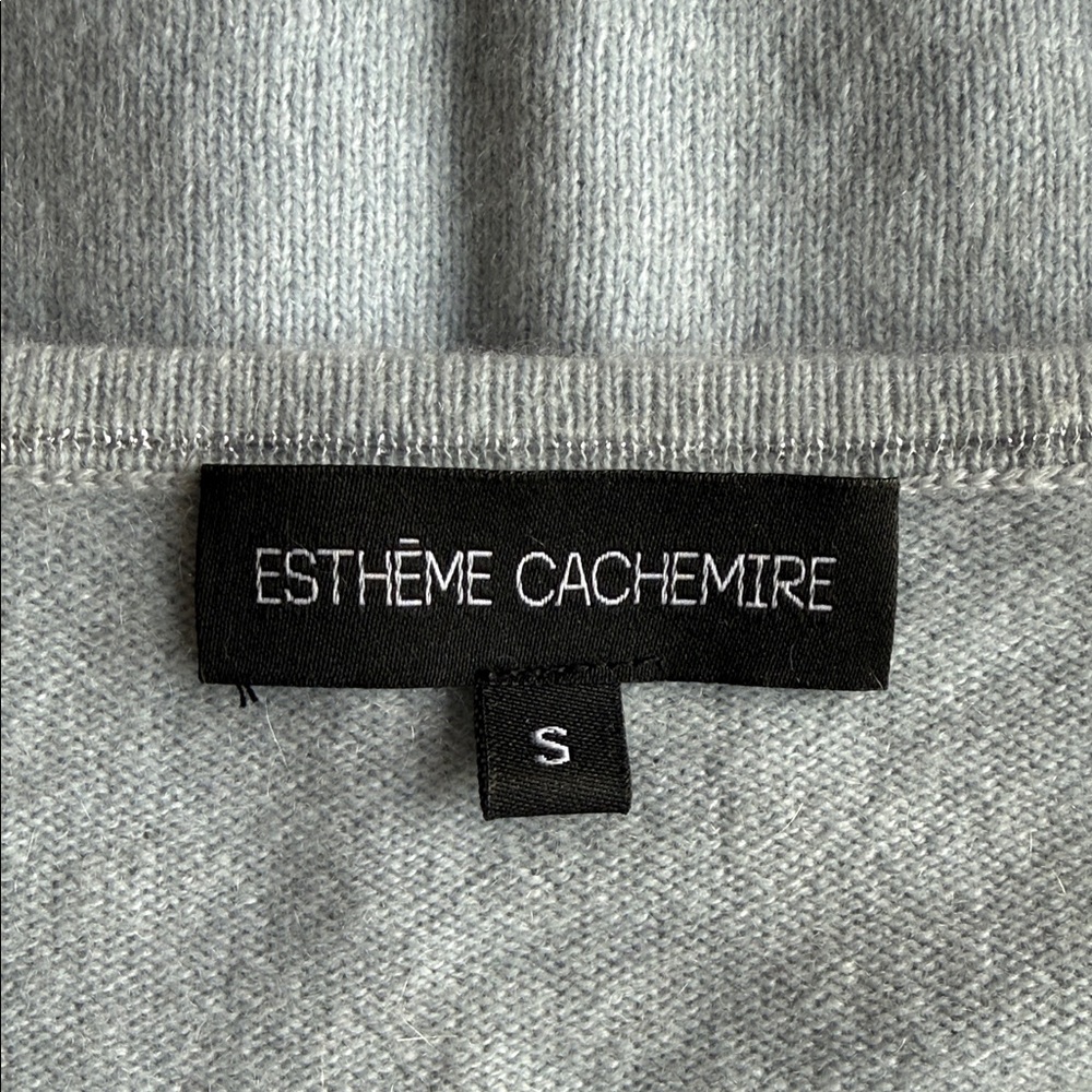 Powder blue/gray Sweater. - Picture 6 of 11